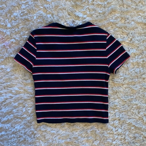 H&M cropped navy blue shirt with red and white stripes - Picture 2 of 2